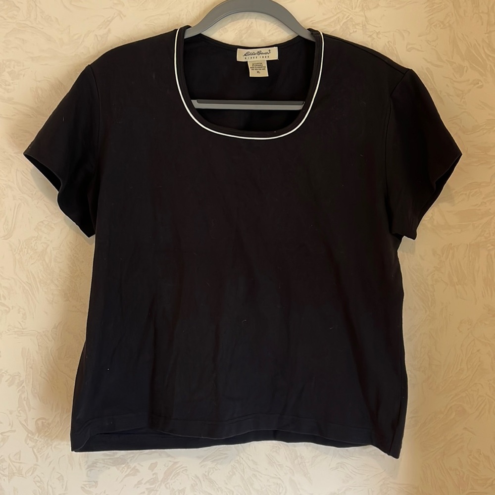 Eddie Bauer Black With White Trim Cotton Tee Shirt Size XL